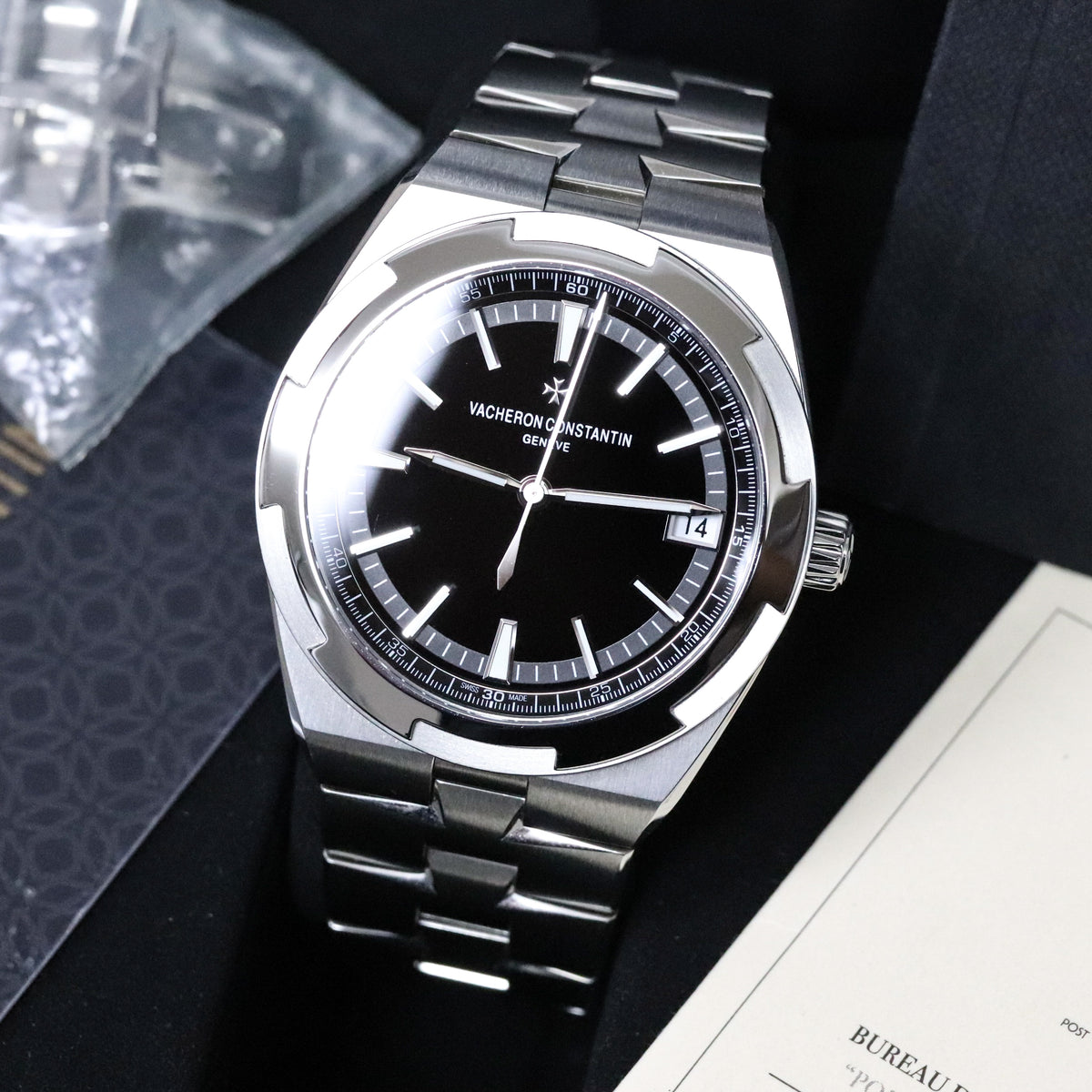 Vacheron Constantin Overseas 2021 Complete 41mm Stainless Steel Case Black Dial Steel Bezel Steel Bracelet 4500V