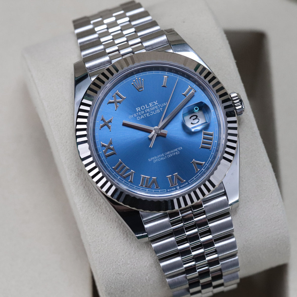 2025 Rolex Datejust 41 Azzurro Blue Roman Dial Fluted Jubilee 126334 Oyster Perpetual White Gold Oystersteel