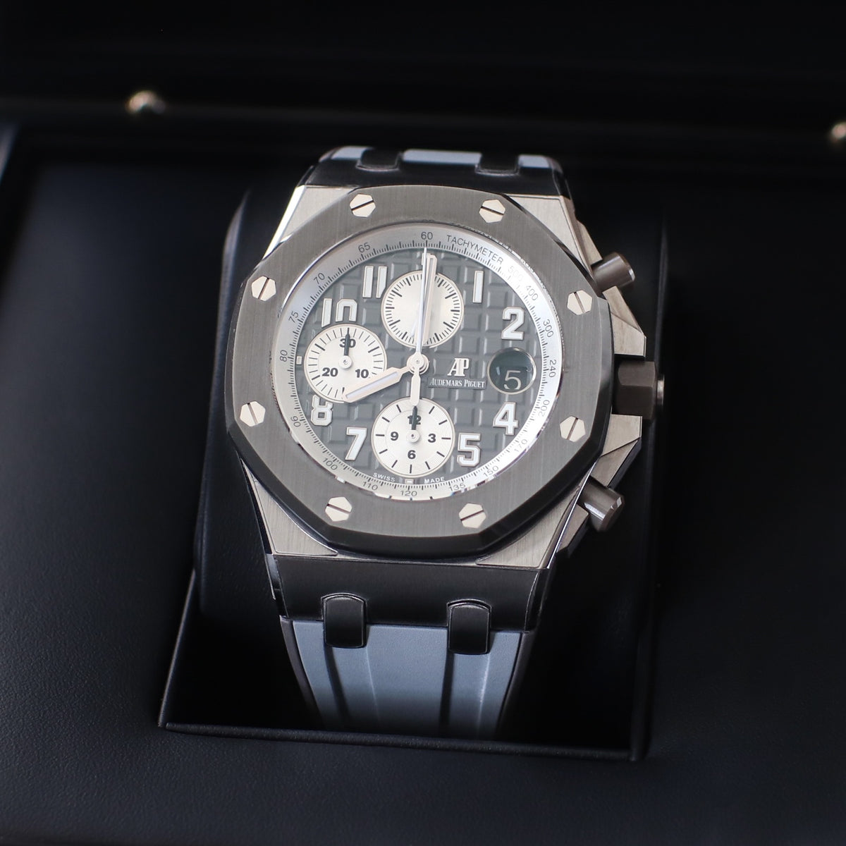Audemars Piguet Royal Oak Offshore Ghost 2022 Complete 42mm Titanium Case Gray Ceramic Rubber Strap 26470IO.OO.A006CA.01