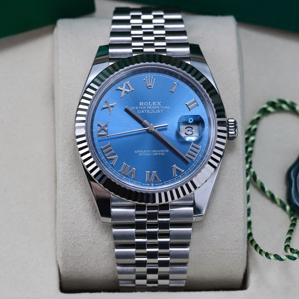 2025 Rolex Datejust 41 Azzurro Blue Roman Dial Fluted Jubilee 126334 Oyster Perpetual White Gold Oystersteel