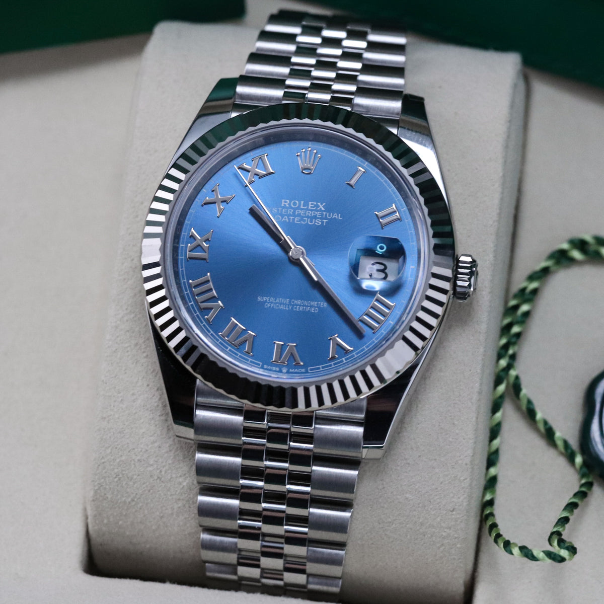 2025 Rolex Datejust 41 Azzurro Blue Roman Dial Fluted Jubilee 126334 Oyster Perpetual White Gold Oystersteel