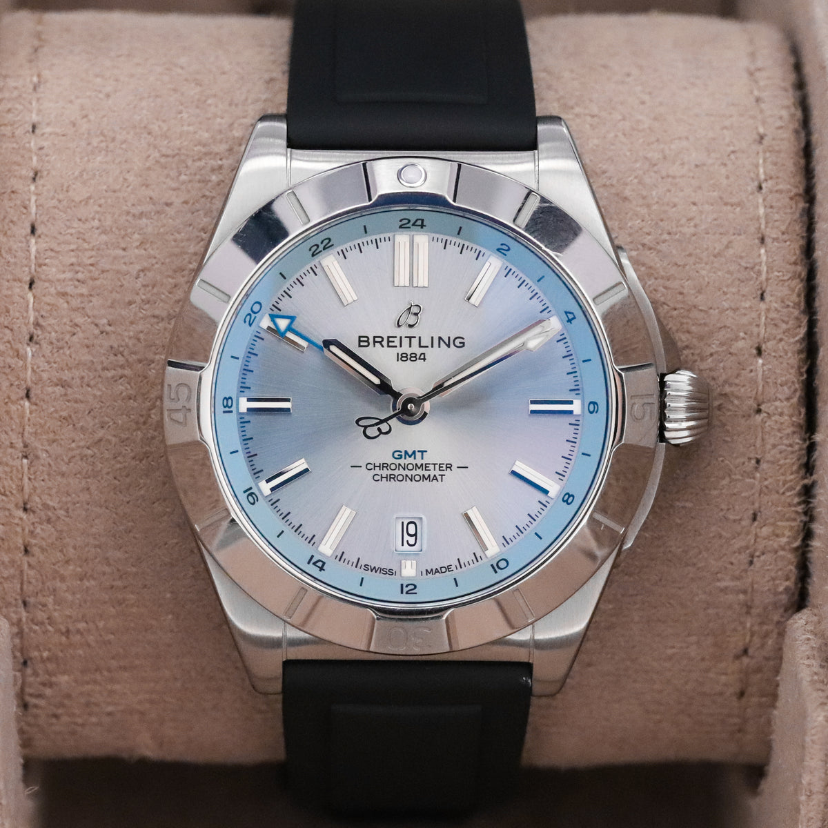 Breitling Chronomat GMT Automatic Gmt 40mm [2023 Complete Set] Ice Blue Dial Sapphire Stainless Rubber P32398101C1S1