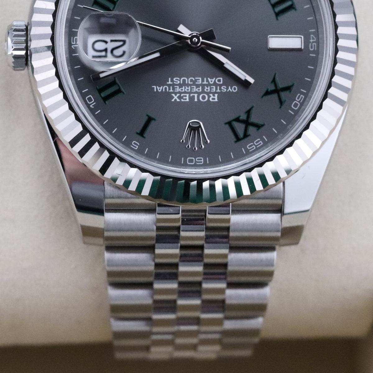 Rolex Datejust 41mm [2025 Complete] Wimbledon Grey Dial Green Roman Fluted 18k White Gold Jubilee 126334