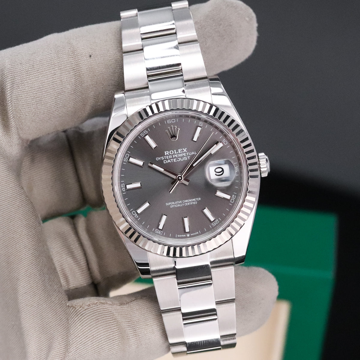 Rolex Datejust 41mm [2024 Complete] Silver Rhodium Dial 18k White Gold Fluted Oyster Steel 126334