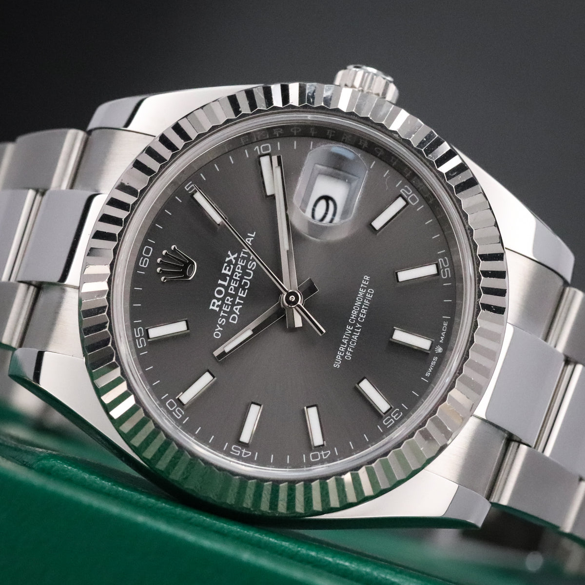 Rolex Datejust 41mm [2024 Complete] Silver Rhodium Dial 18k White Gold Fluted Oyster Steel 126334