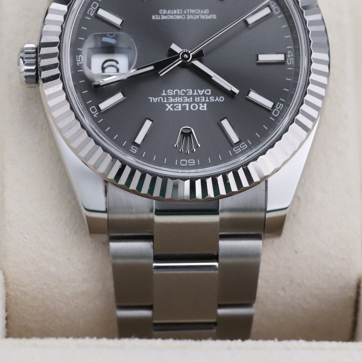 Rolex Datejust 41mm [2024 Complete] Silver Rhodium Dial 18k White Gold Fluted Oyster Steel 126334