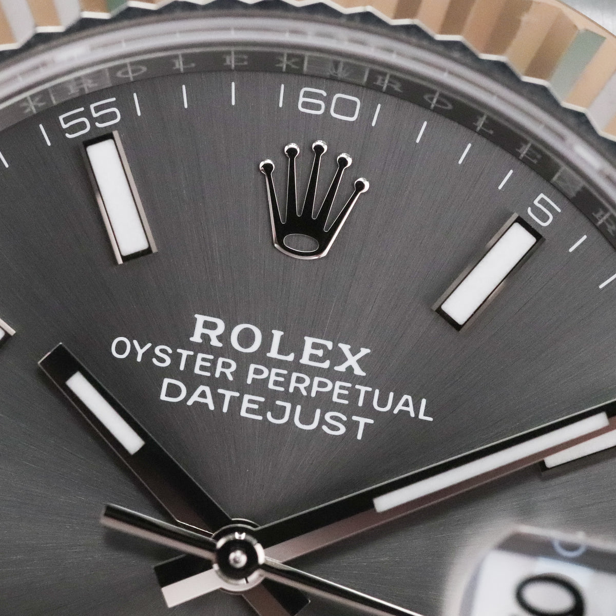Rolex Datejust 41mm [2024 Complete] Silver Rhodium Dial 18k White Gold Fluted Oyster Steel 126334