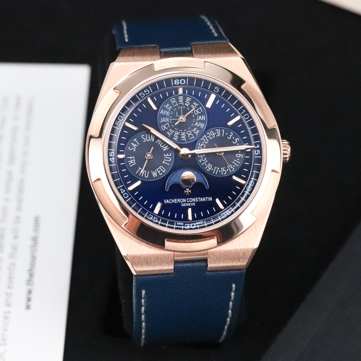 Vaceheron Constantin Overseas Perpetual Calendar Ultra Thin Complete 41mm Rose Gold Blue Dial Blue Rubber Strap 4300V/000R-B509