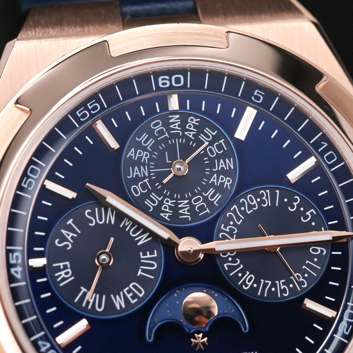 Vaceheron Constantin Overseas Perpetual Calendar Ultra Thin Complete 41mm Rose Gold Blue Dial Blue Rubber Strap 4300V/000R-B509