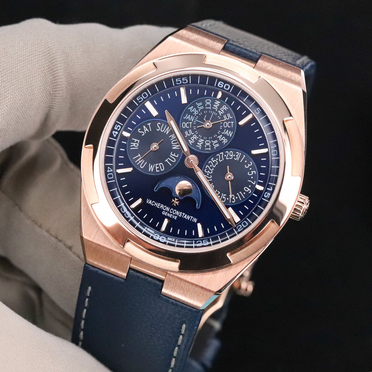 Vaceheron Constantin Overseas Perpetual Calendar Ultra Thin Complete 41mm Rose Gold Blue Dial Blue Rubber Strap 4300V/000R-B509