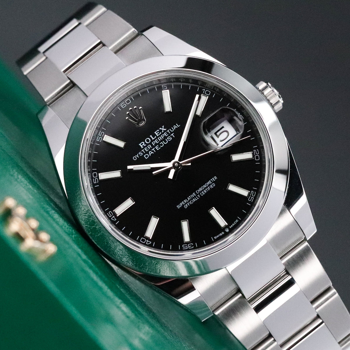 Rolex Datejust 2022 Complete 41mm Steel Black Dial Smooth Bezel Oyster Bracelet 126300