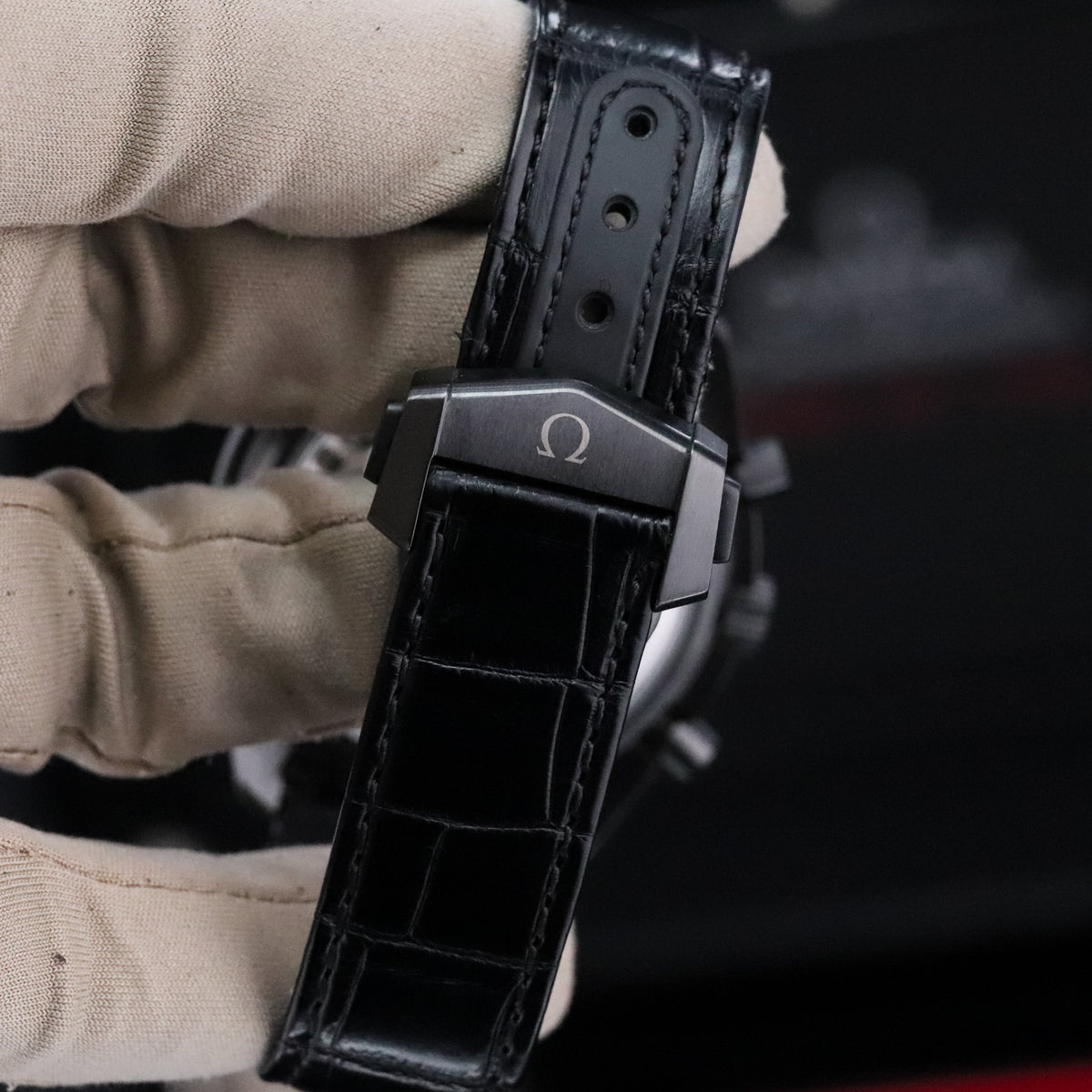 Omega Speedmaster Moonwatch Chronograph Dark Side of the Moon [2024 Complete] 44.25mm Black Ceramic Case Black Dial Black Bezel Black Alligator Leather Strap 311.63.44.51.06.001