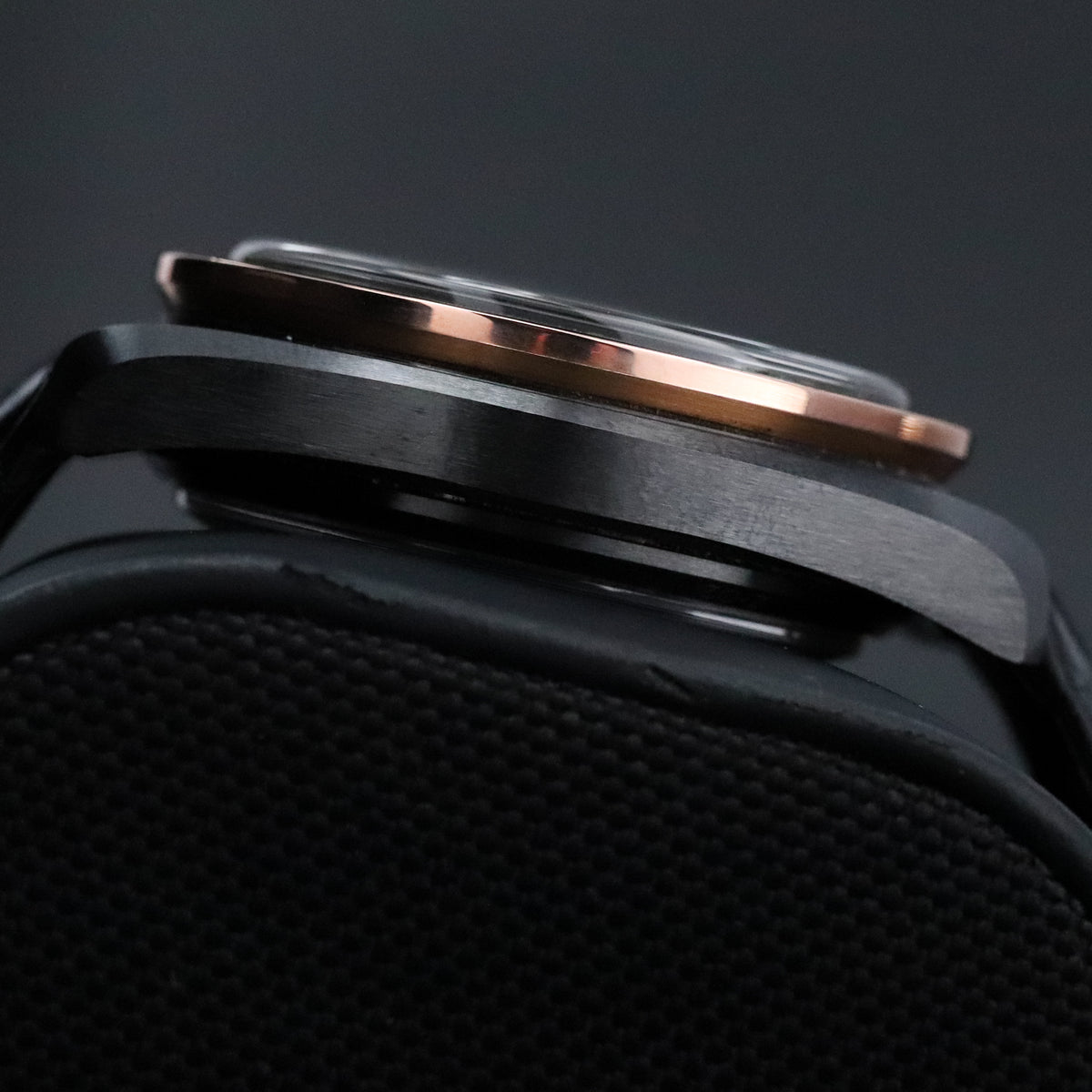 Omega Speedmaster Moonwatch Chronograph Dark Side of the Moon [2024 Complete] 44.25mm Black Ceramic Case Black Dial Black Bezel Black Alligator Leather Strap 311.63.44.51.06.001