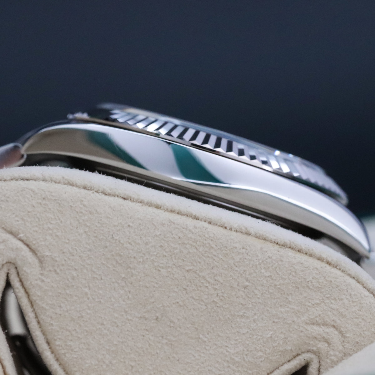 Rolex Datejust [COMPLETE] 41mm Stainless Steel Blue Dial White Gold Fluted Bezel 126334