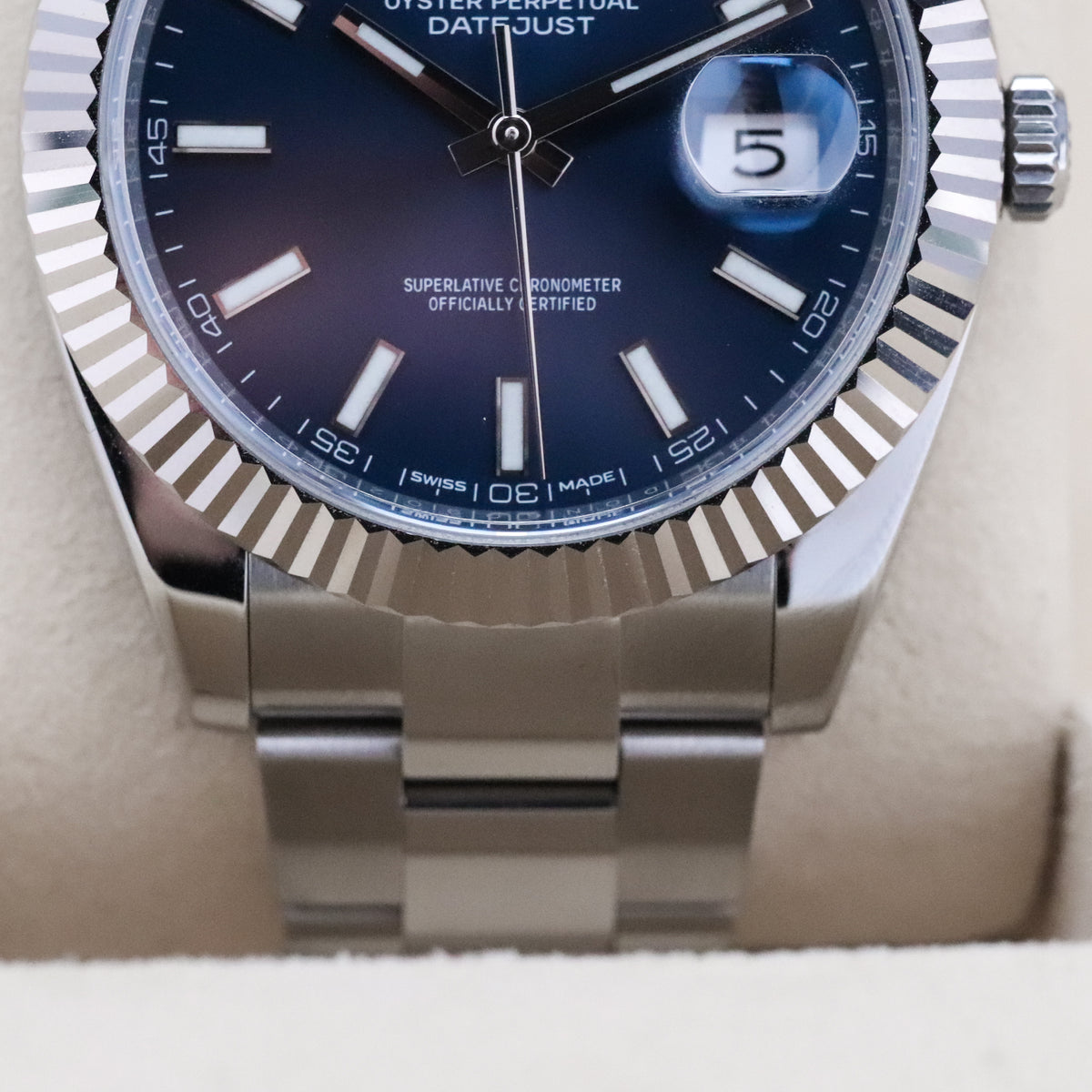 Rolex Datejust [COMPLETE] 41mm Stainless Steel Blue Dial White Gold Fluted Bezel 126334