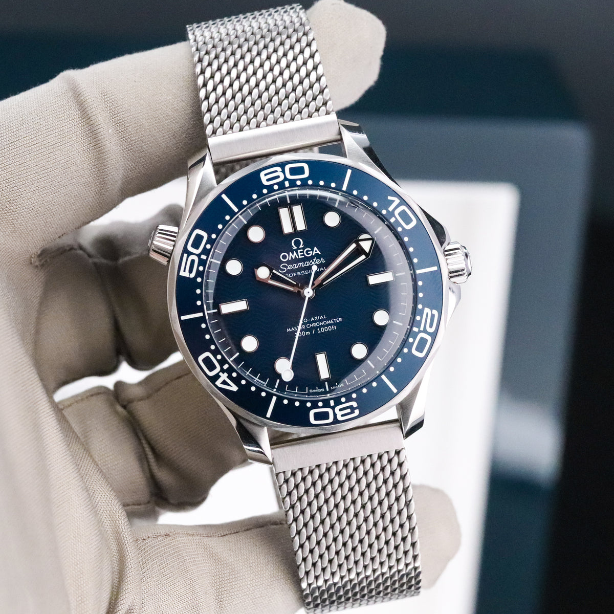 Omega Seamaster James Bond 60th Anniversary [2025 Complete] 42mm Steel Case Blue Dial Blue Ceramic Bezel Steel Bracelet 210.30.42.20.03.002