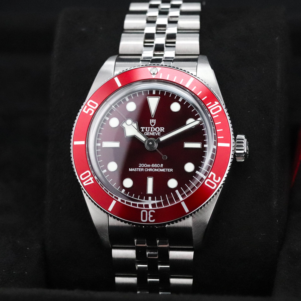 Tudor Black Bay 58 [2024 Complete] 39mm Steel Case Burgandy Dial Burgandy Anodised Aluminium Bezel Jubilee Bracelet M7939A1A0RU-0001
