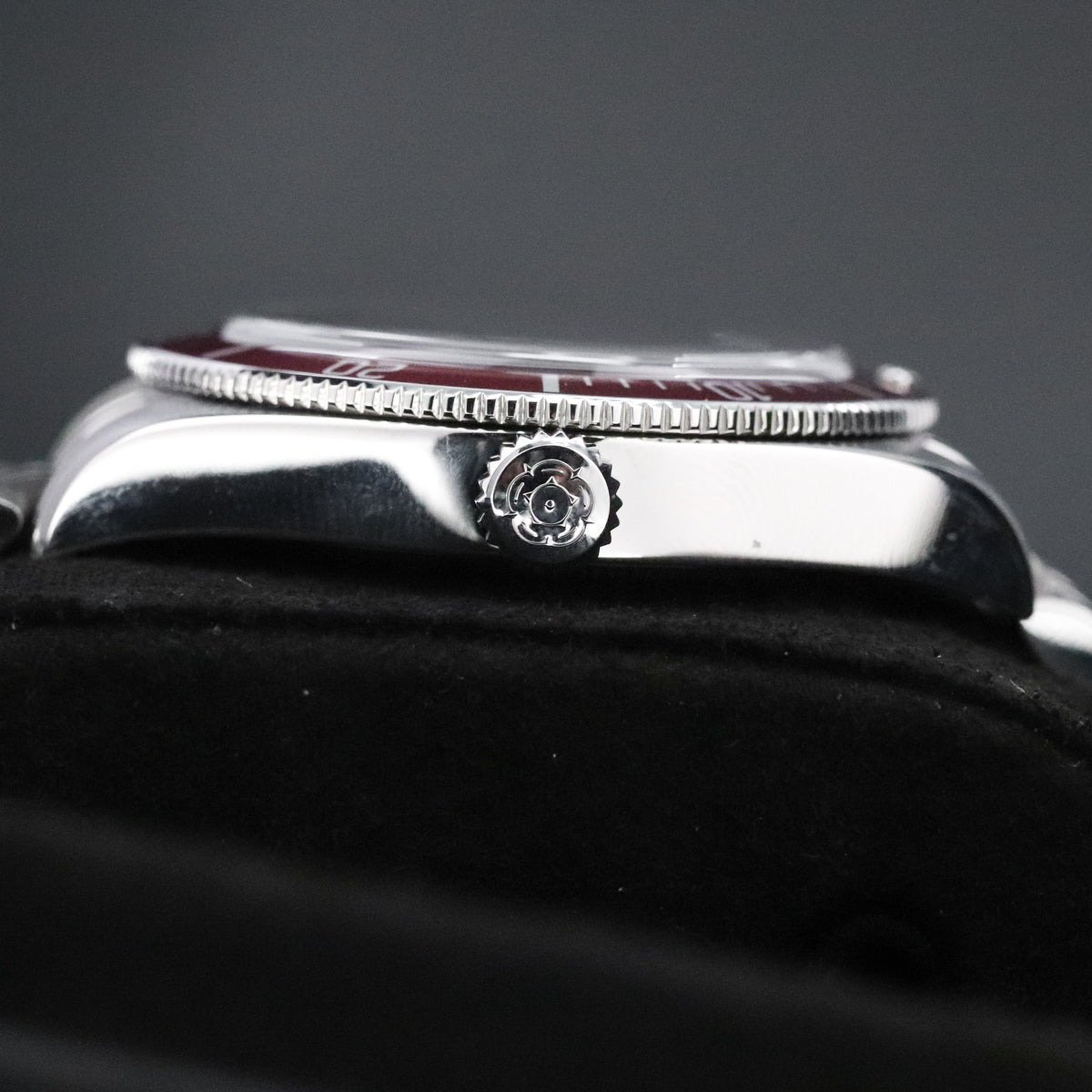 Tudor Black Bay 58 [2024 Complete] 39mm Steel Case Burgandy Dial Burgandy Anodised Aluminium Bezel Jubilee Bracelet M7939A1A0RU-0001