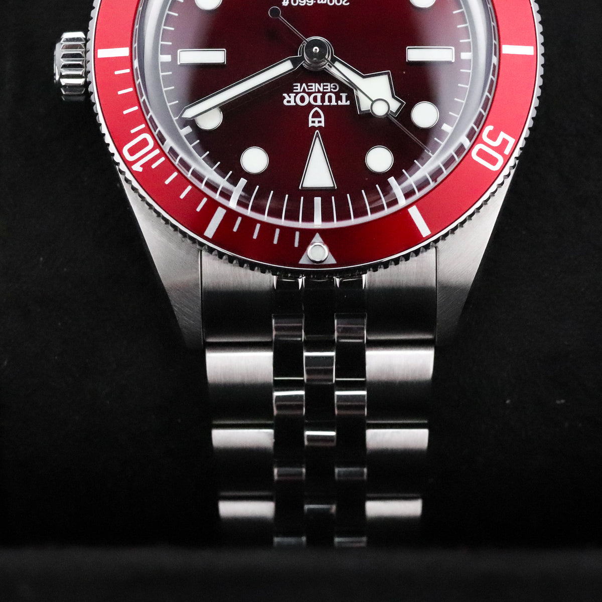 Tudor Black Bay 58 [2024 Complete] 39mm Steel Case Burgandy Dial Burgandy Anodised Aluminium Bezel Jubilee Bracelet M7939A1A0RU-0001