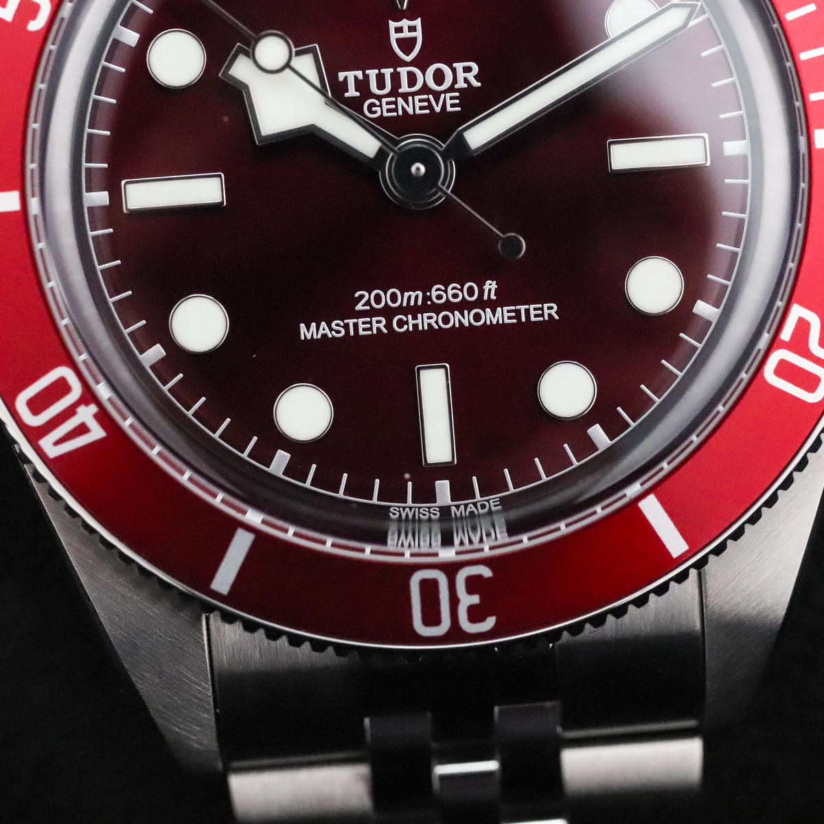 Tudor Black Bay 58 [2024 Complete] 39mm Steel Case Burgandy Dial Burgandy Anodised Aluminium Bezel Jubilee Bracelet M7939A1A0RU-0001