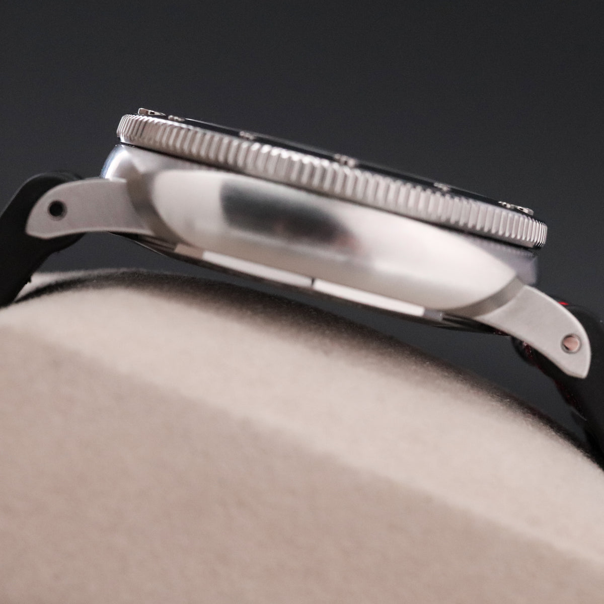 Panerai Submersible Luna Rossa [2024 Complete] 42mm Steel Case Blue Dial Black Bezel Black Strap PAM01565