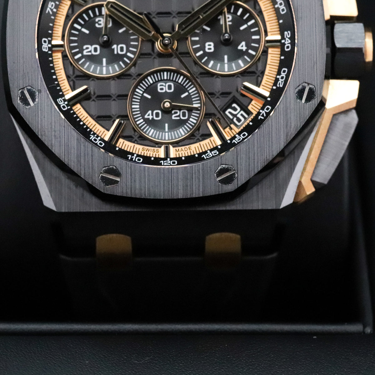 Audemars Piguest Royal Oak Offshore [Complete 2024] 43mm Ceramic Case Black Dial Black Ceramic Bezel Rubber Strap 26420CE.OO.A127CR.01