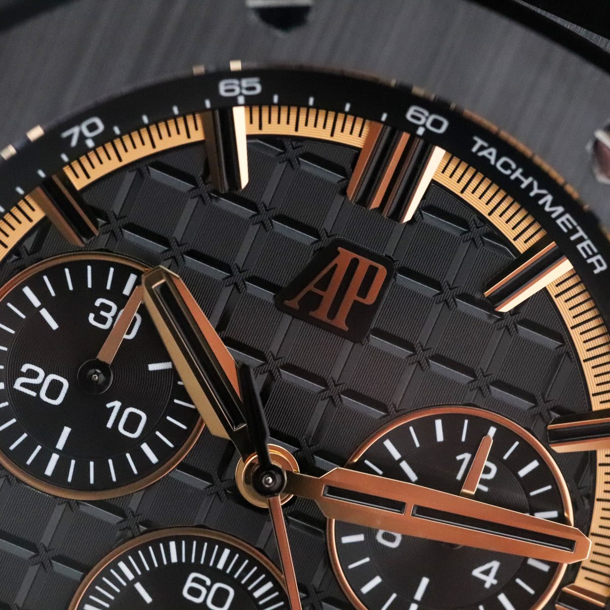 Audemars Piguest Royal Oak Offshore [Complete 2024] 43mm Ceramic Case Black Dial Black Ceramic Bezel Rubber Strap 26420CE.OO.A127CR.01