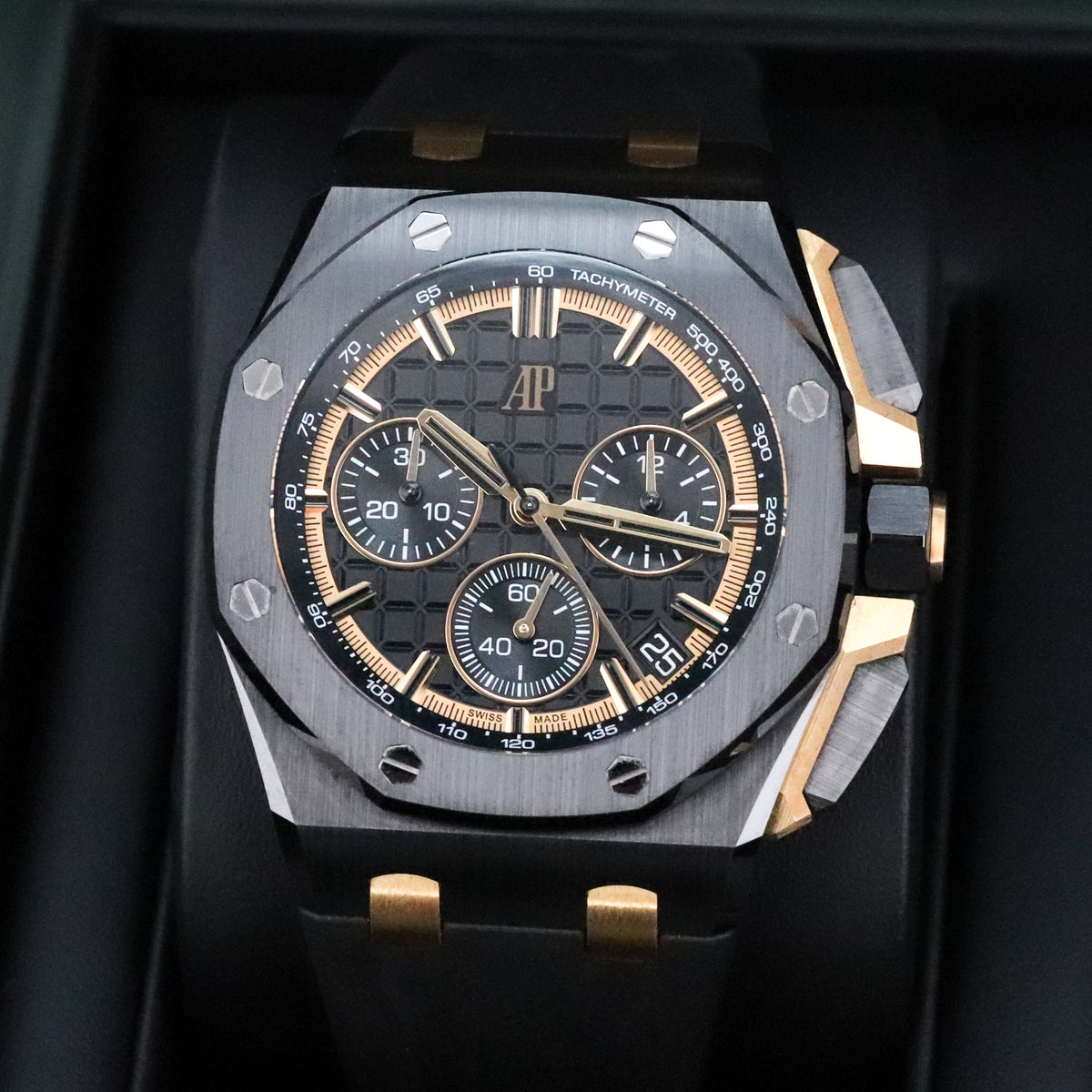 Audemars Piguest Royal Oak Offshore [Complete 2024] 43mm Ceramic Case Black Dial Black Ceramic Bezel Rubber Strap 26420CE.OO.A127CR.01