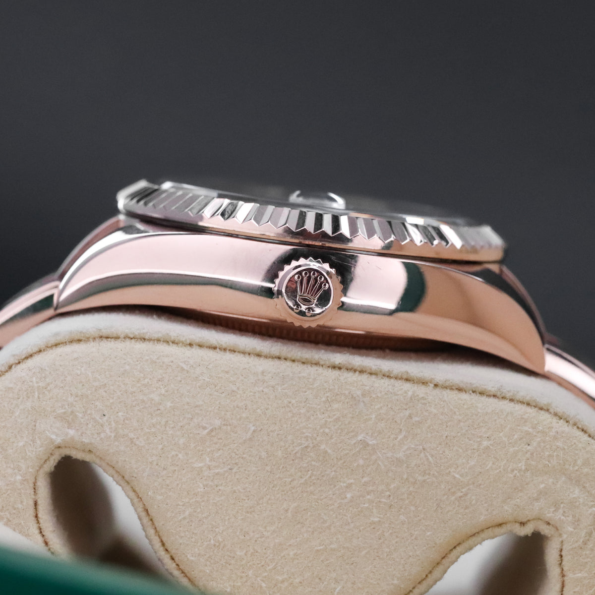 Rolex Skydweller [2019 Complete] 42mm Rose Gold White Dial Fluted Bezel Oyster Bracelet 326935