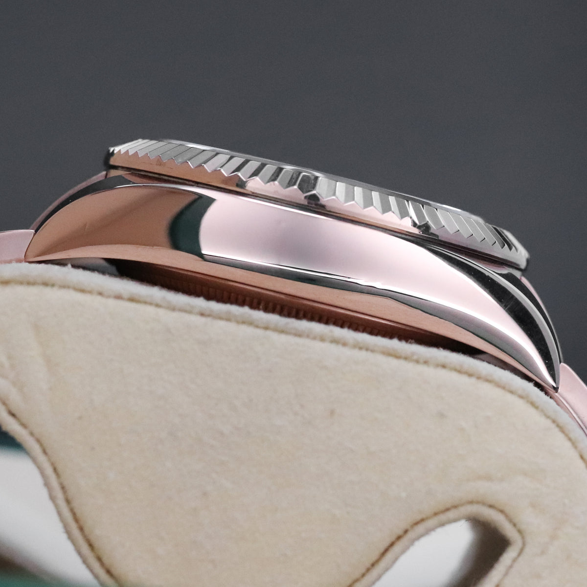 Rolex Skydweller [2019 Complete] 42mm Rose Gold White Dial Fluted Bezel Oyster Bracelet 326935