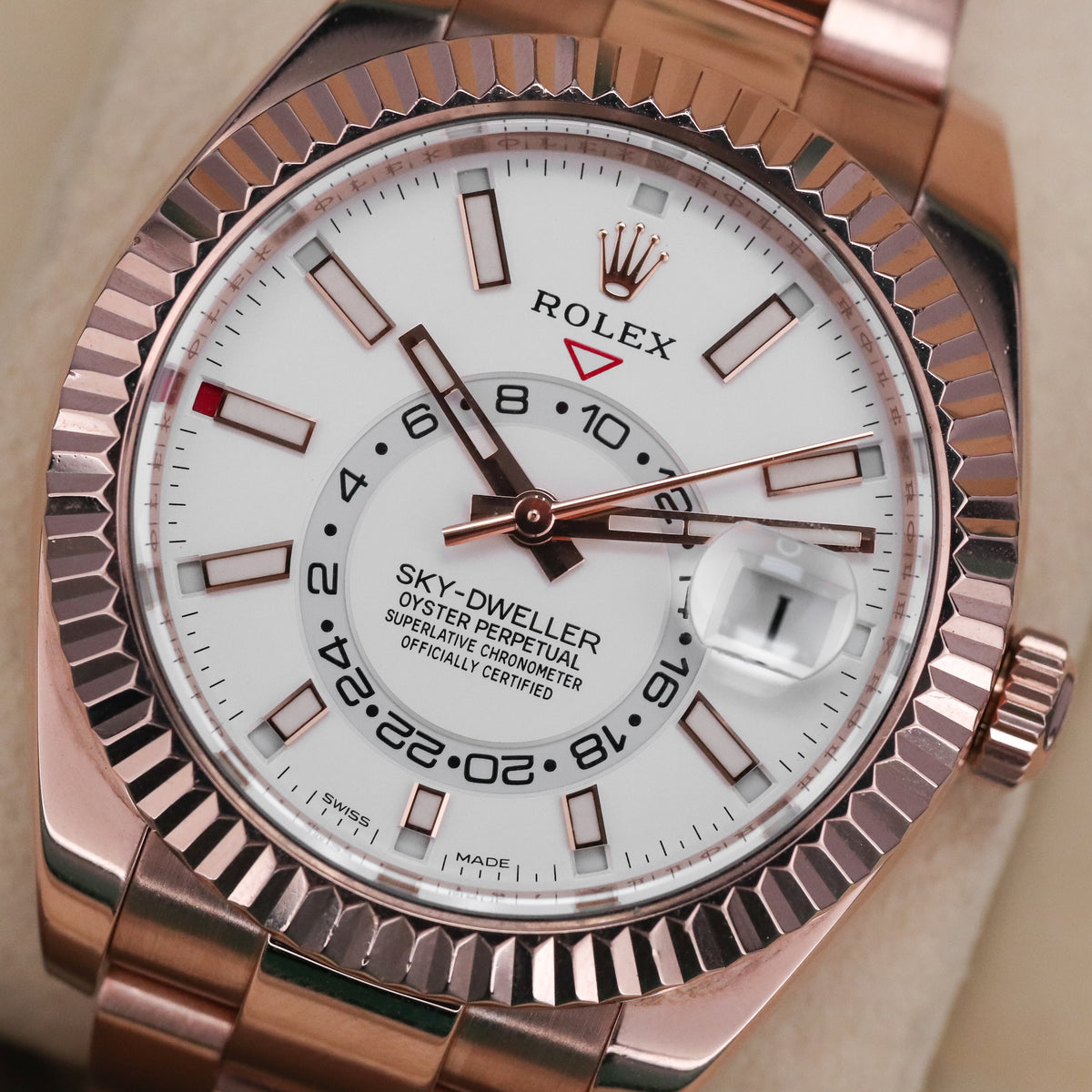 Rolex Skydweller [2019 Complete] 42mm Rose Gold White Dial Fluted Bezel Oyster Bracelet 326935