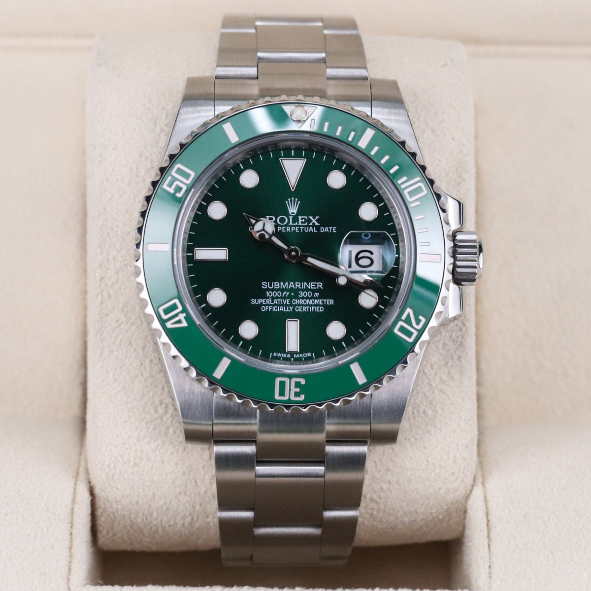 Rolex Submariner Date Hulk Complete Set 40mm Green Dial Green Ceramic Bezel Steel Case Steel Oyster Rolex Submariner Date HULK [Complete Set Mint] 40mm Submariner Date Green Dial Steel 116610LV
