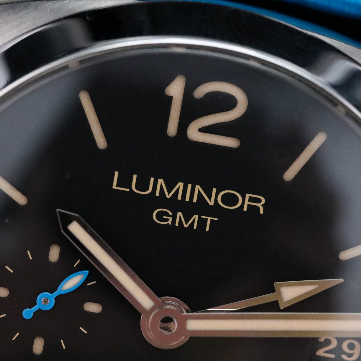 Panerai Luminor 1950 3 Days GMT Complete 44mm Steel Case Black Dial Smooth Bezel Blue Strap PAM01320
