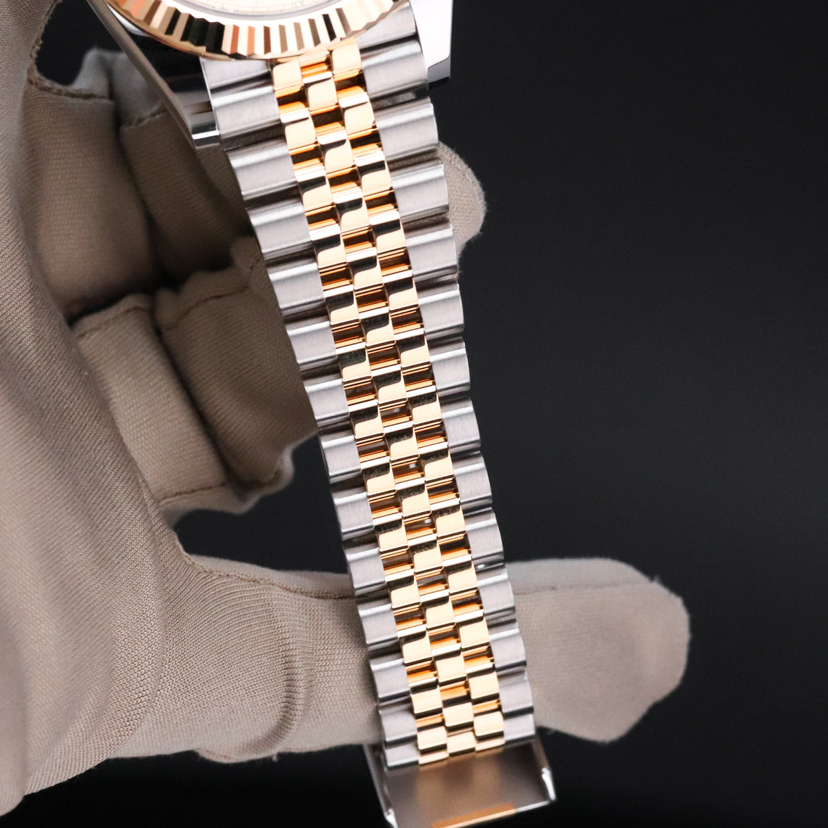 Rolex Datejust [2025 Complete] 41mm Steel Champagne Diamond Dial Two Tone 18K Yellow Gold Bezel Jubilee Bracelet 126333
