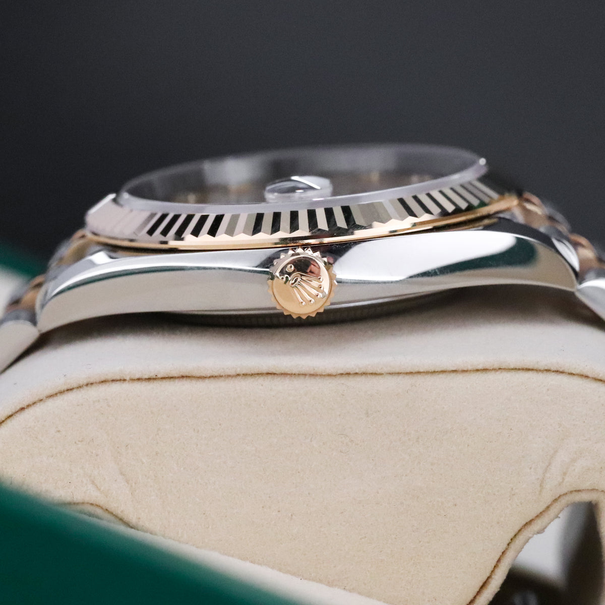 Rolex Datejust [2025 Complete] 41mm Steel Champagne Diamond Dial Two Tone 18K Yellow Gold Bezel Jubilee Bracelet 126333
