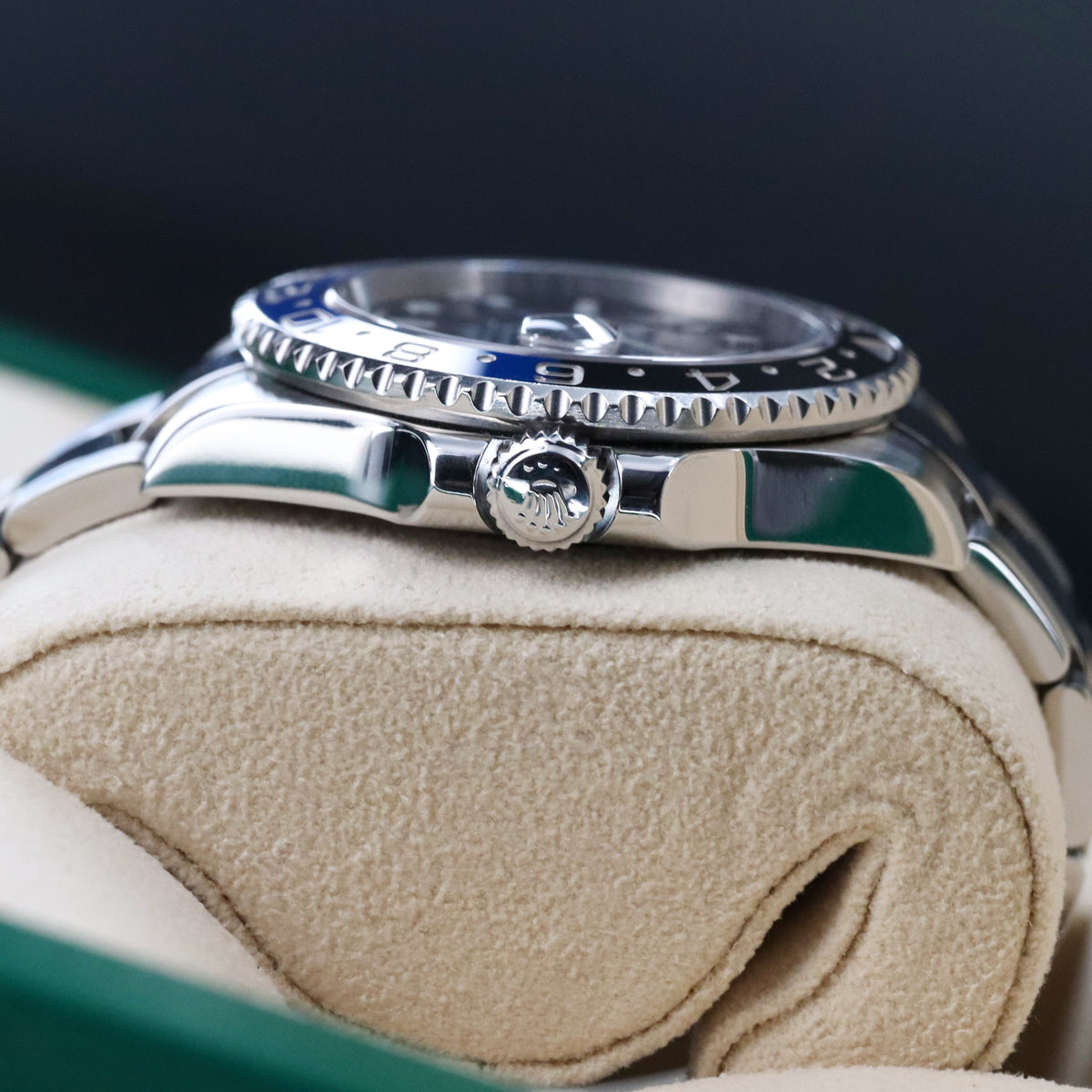 Rolex GMT Master II 40mm [2025 Complete] Batman Black Dial Black Blue Ceramic Bezel Oyster Bracelet 126710BLNR