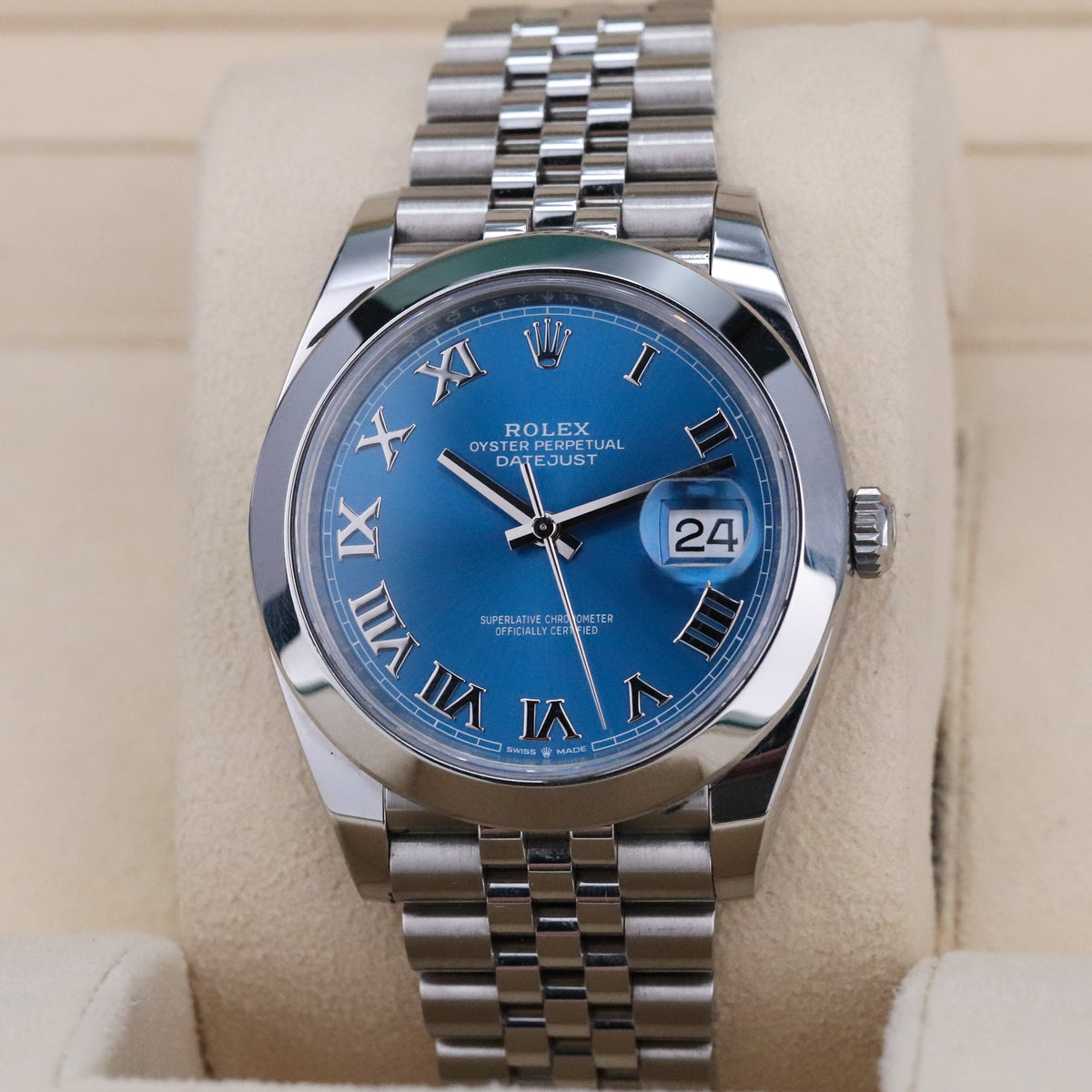 Rolex Datejust [2025 Complete] 41mm Steel Case Blue Roman Dial Smooth Bezel Jubilee Bracelet 126300
