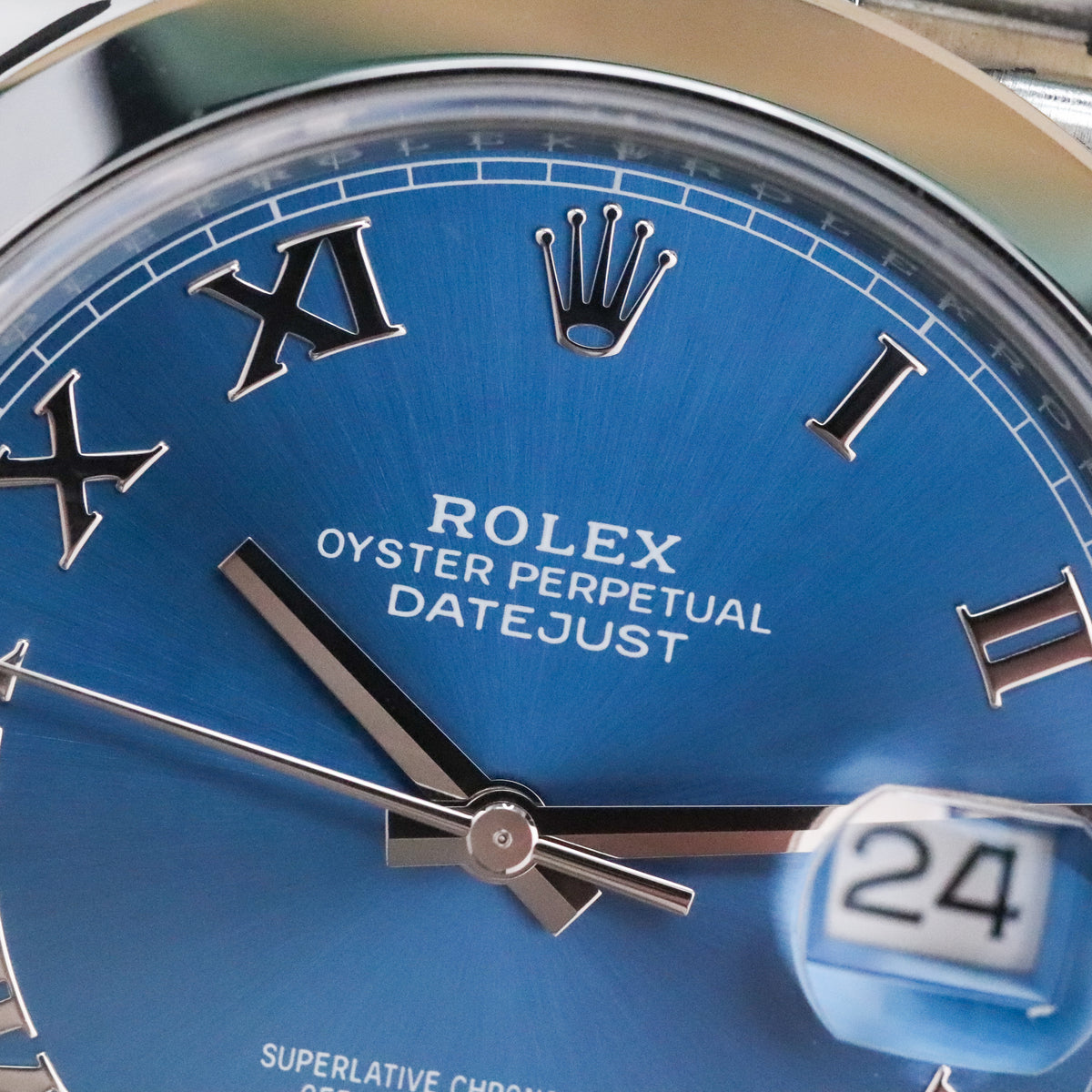 Rolex Datejust [2025 Complete] 41mm Steel Case Blue Roman Dial Smooth Bezel Jubilee Bracelet 126300