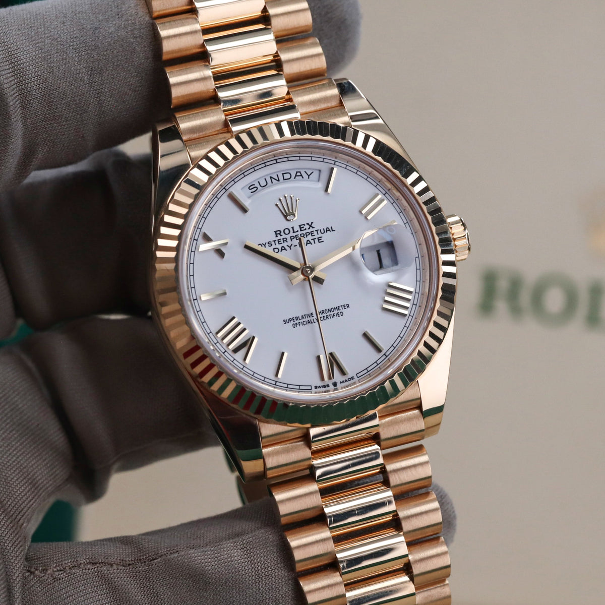 Rolex Day-Date 40mm White Roman Yellow Gold Fluted Gold Presidential 228238