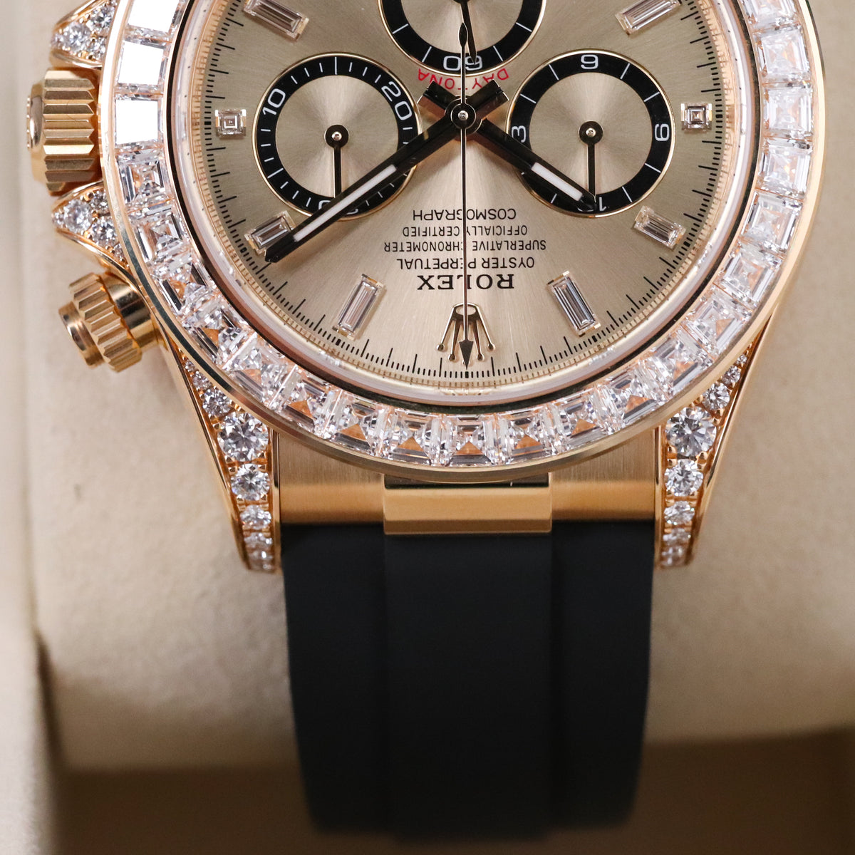Rolex Daytona Cosmograph [2025 Complete] 40mm Yellow Gold Case Champagne Dial 18k Diamond Bezel Rubber Strap 126538TBR