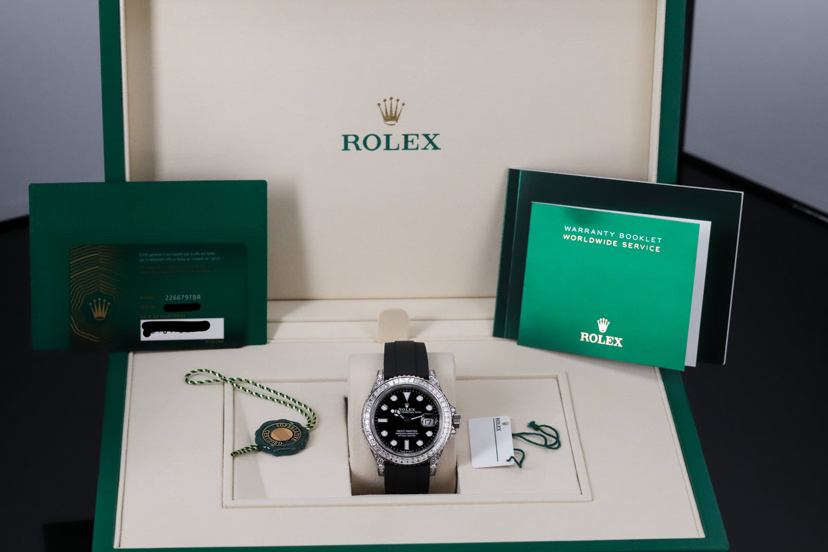 Rolex Yachtmaster [2025 Complete] 42mm White Gold Black Dial 18k Diamond Bezel Rubber Strap 226679TBR