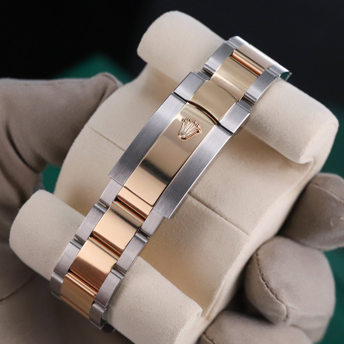 Rolex Datejust 41 2025 Complete 41mm Two Tone Steel Yellow Gold Silver Dial Yellow Gold Fluted Bezel Two Tone Bracelet 126333