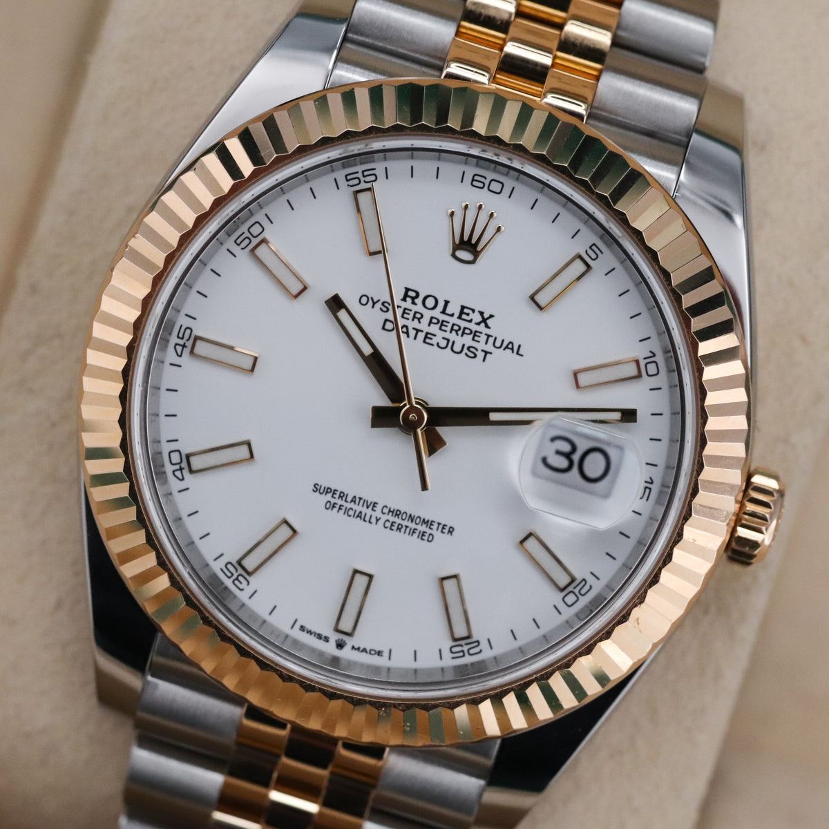 Rolex Datejust [2020 Complete] 41mm Steel Case White Dial Fluted Jubilee Two Tone Bracelet 126333
