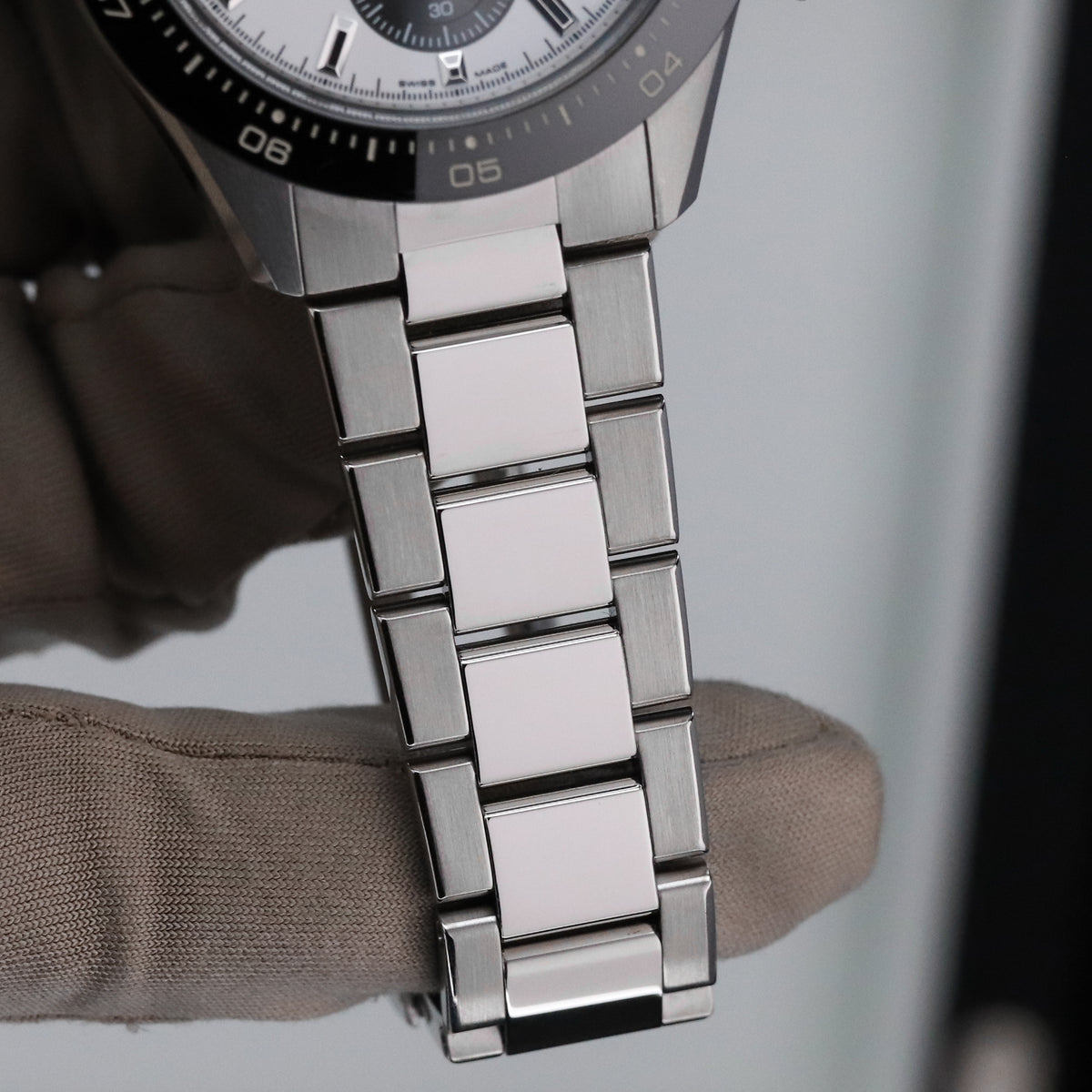 Zenith Chronomaster Sport 41mm Steel Case White Dial Black Bezel Steel Bracelet 03.3100.3600/69.M3100