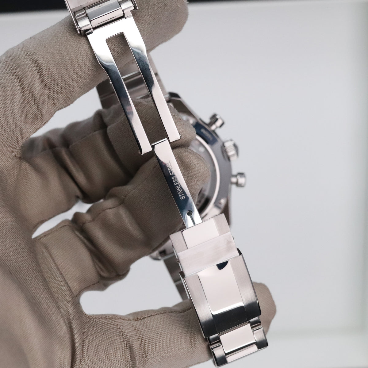 Zenith Chronomaster Sport 41mm Steel Case White Dial Black Bezel Steel Bracelet 03.3100.3600/69.M3100