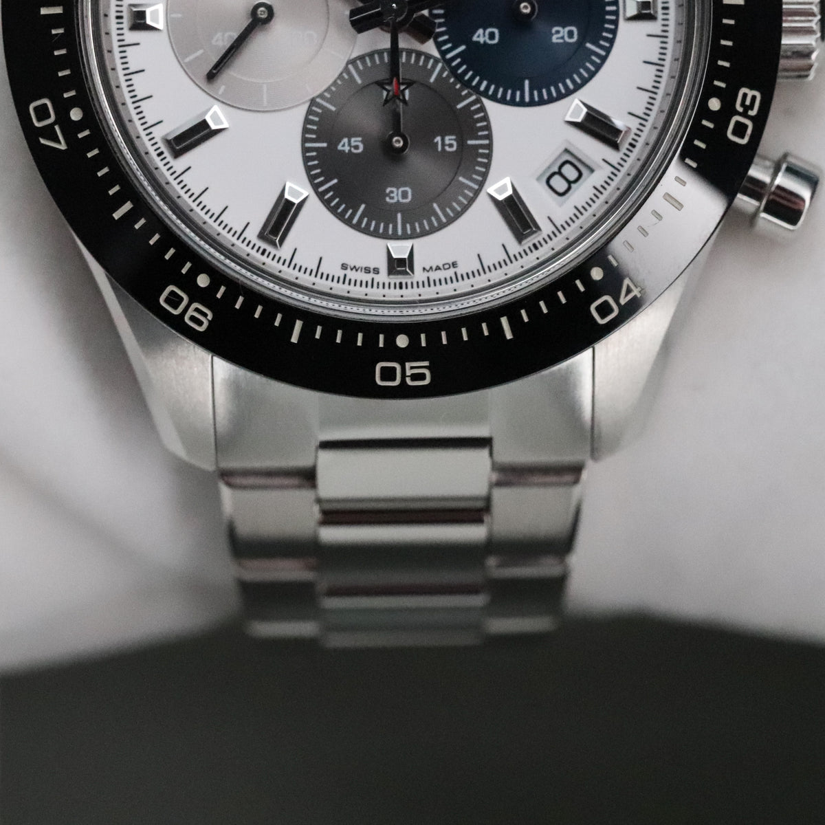 Zenith Chronomaster Sport 41mm Steel Case White Dial Black Bezel Steel Bracelet 03.3100.3600/69.M3100