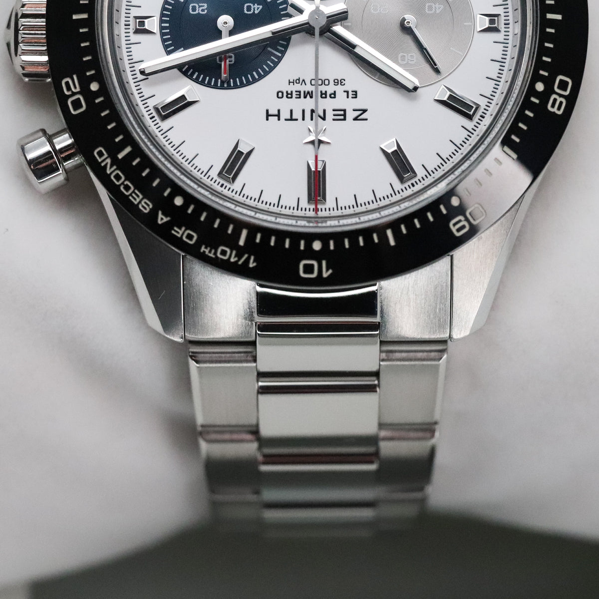 Zenith Chronomaster Sport 41mm Steel Case White Dial Black Bezel Steel Bracelet 03.3100.3600/69.M3100