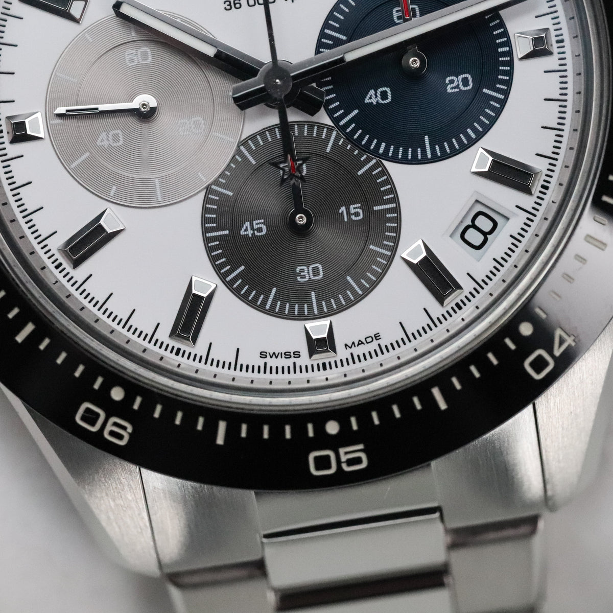 Zenith Chronomaster Sport 41mm Steel Case White Dial Black Bezel Steel Bracelet 03.3100.3600/69.M3100