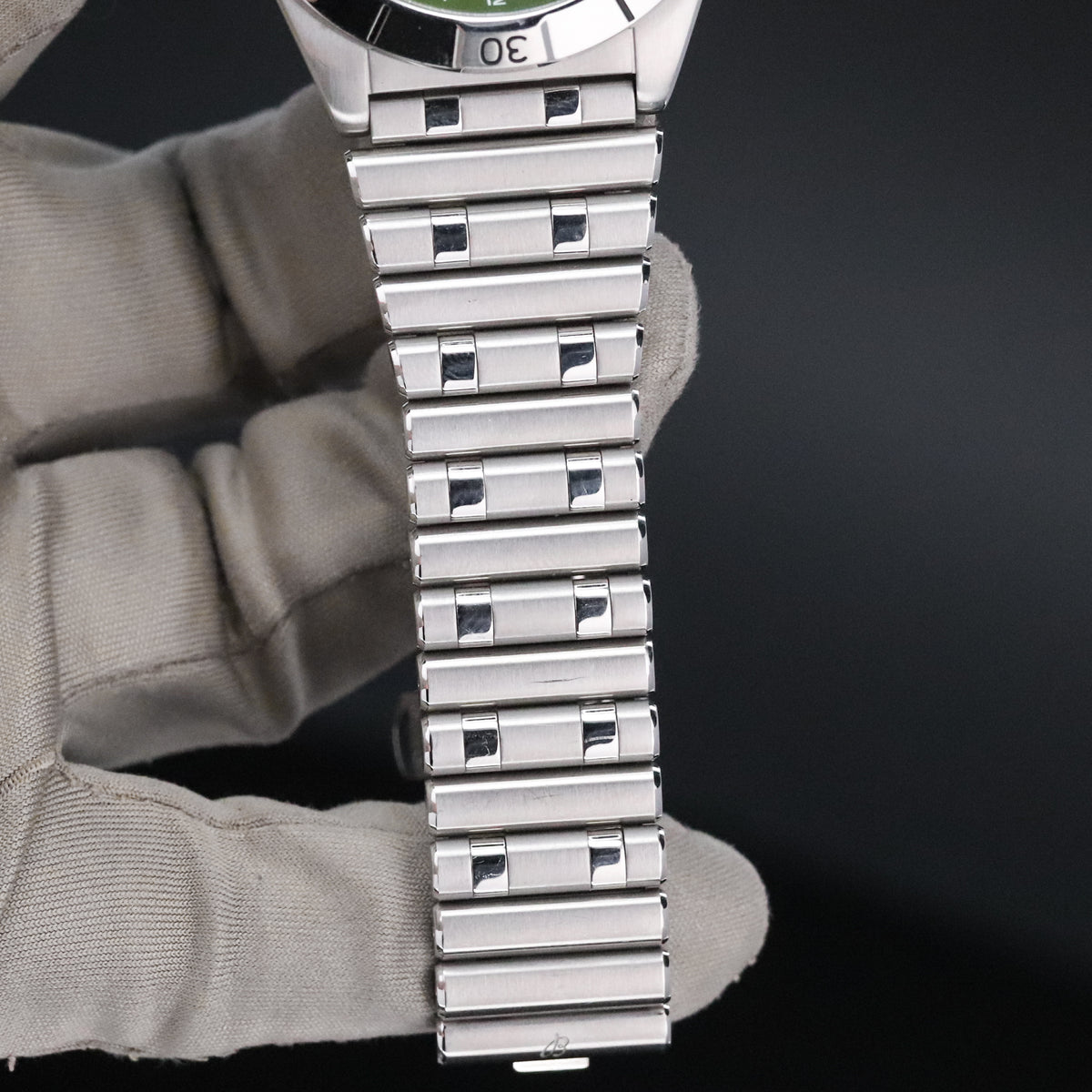 Breitling Chronomat Automatic GMT 40 [2024 COMPLETE] Limited 1750pcs 40mm Steel Case Green Dial Silver Steel Bezel Stainless Steel Bracelet A32398