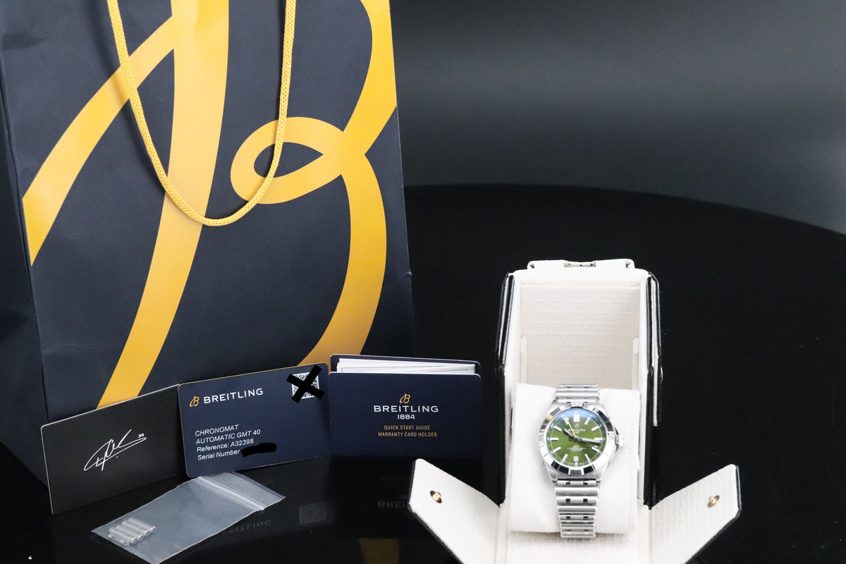 Breitling Chronomat Automatic GMT 40 [2024 COMPLETE] Limited 1750pcs 40mm Steel Case Green Dial Silver Steel Bezel Stainless Steel Bracelet A32398